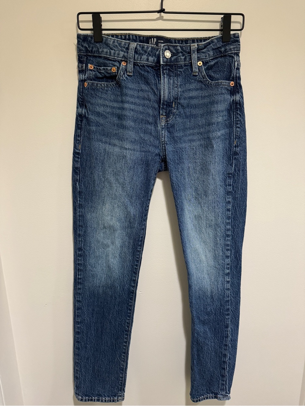 GAP Women's slim boyfriend jeans